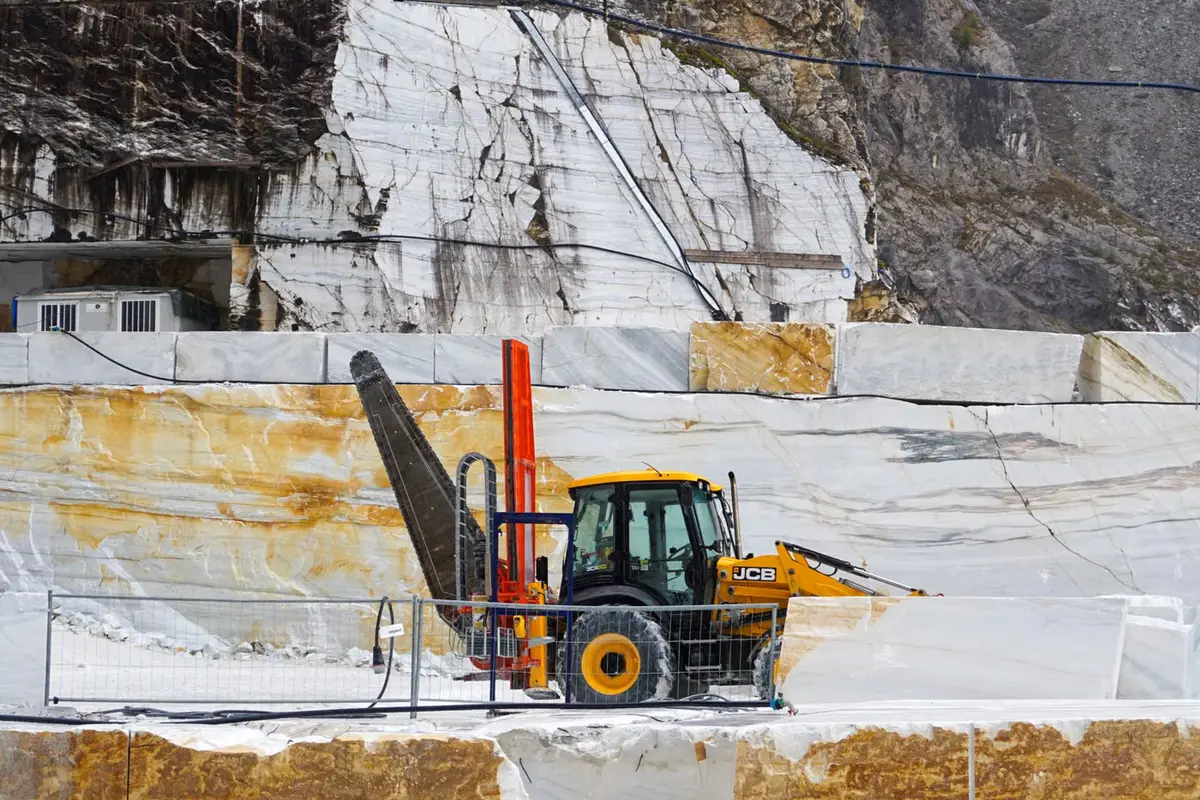 Marble and stone processing conveyor systems